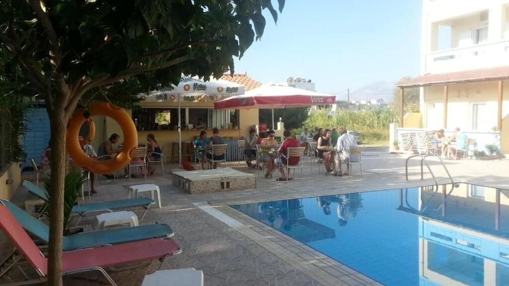 Eleni Palace Апарт-отель Amoudara (Heraklion)