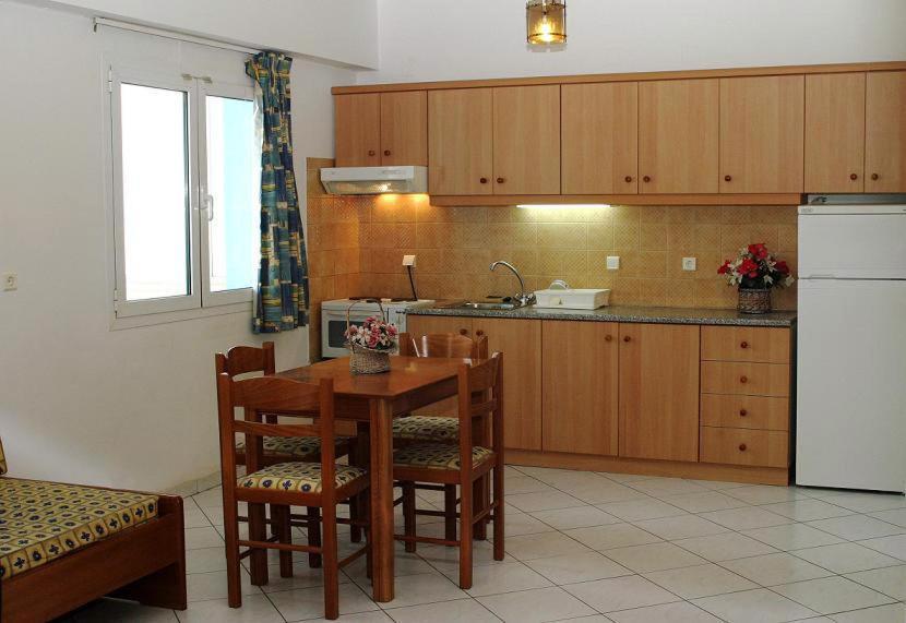 Eleni Palace 3*